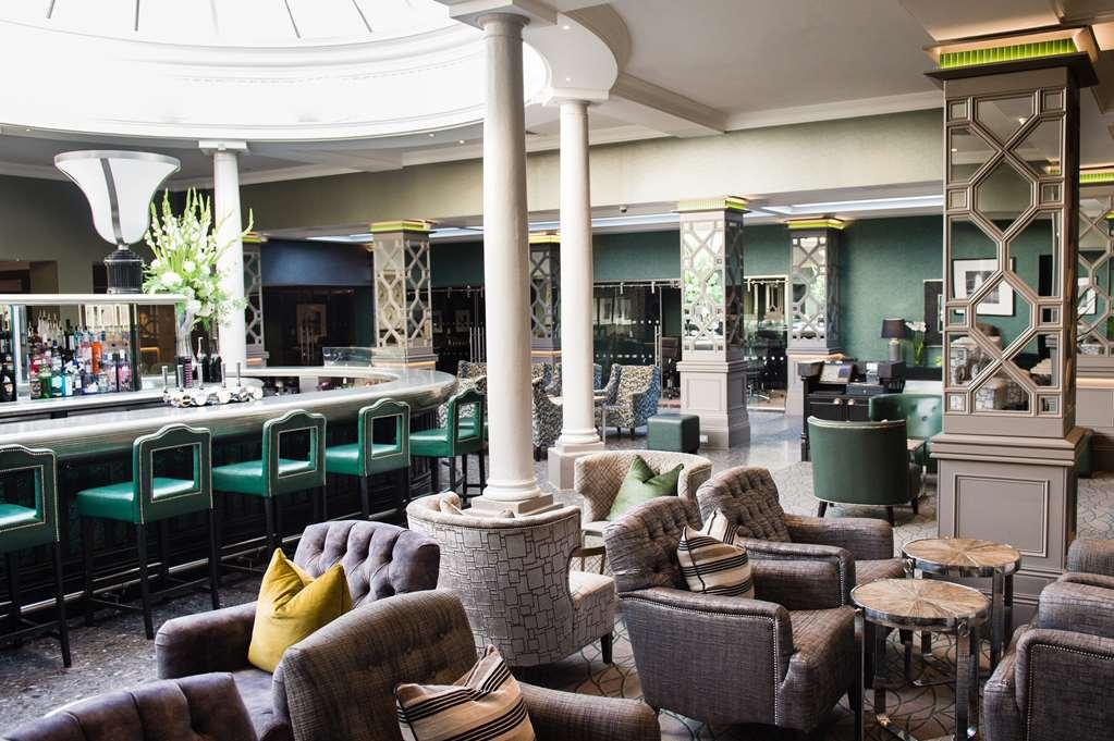 The Belfry Hotel & Resort Сътън Колдфийлд Ресторант снимка
