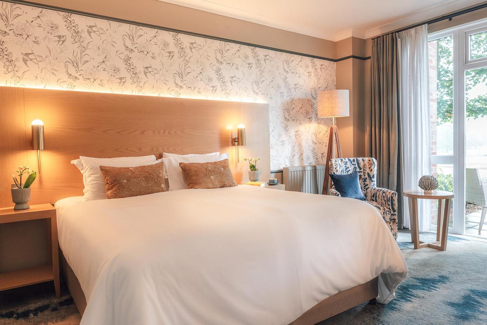 The Belfry Hotel & Resort Сътън Колдфийлд Екстериор снимка