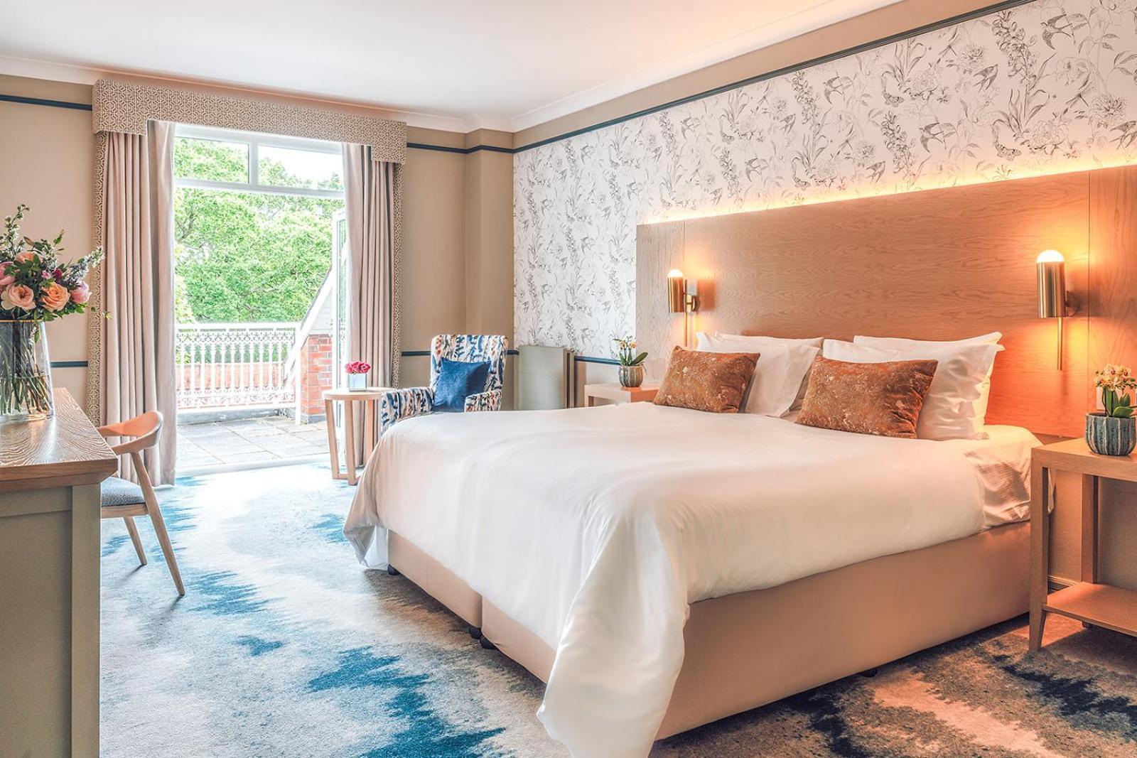 The Belfry Hotel & Resort Сътън Колдфийлд Екстериор снимка